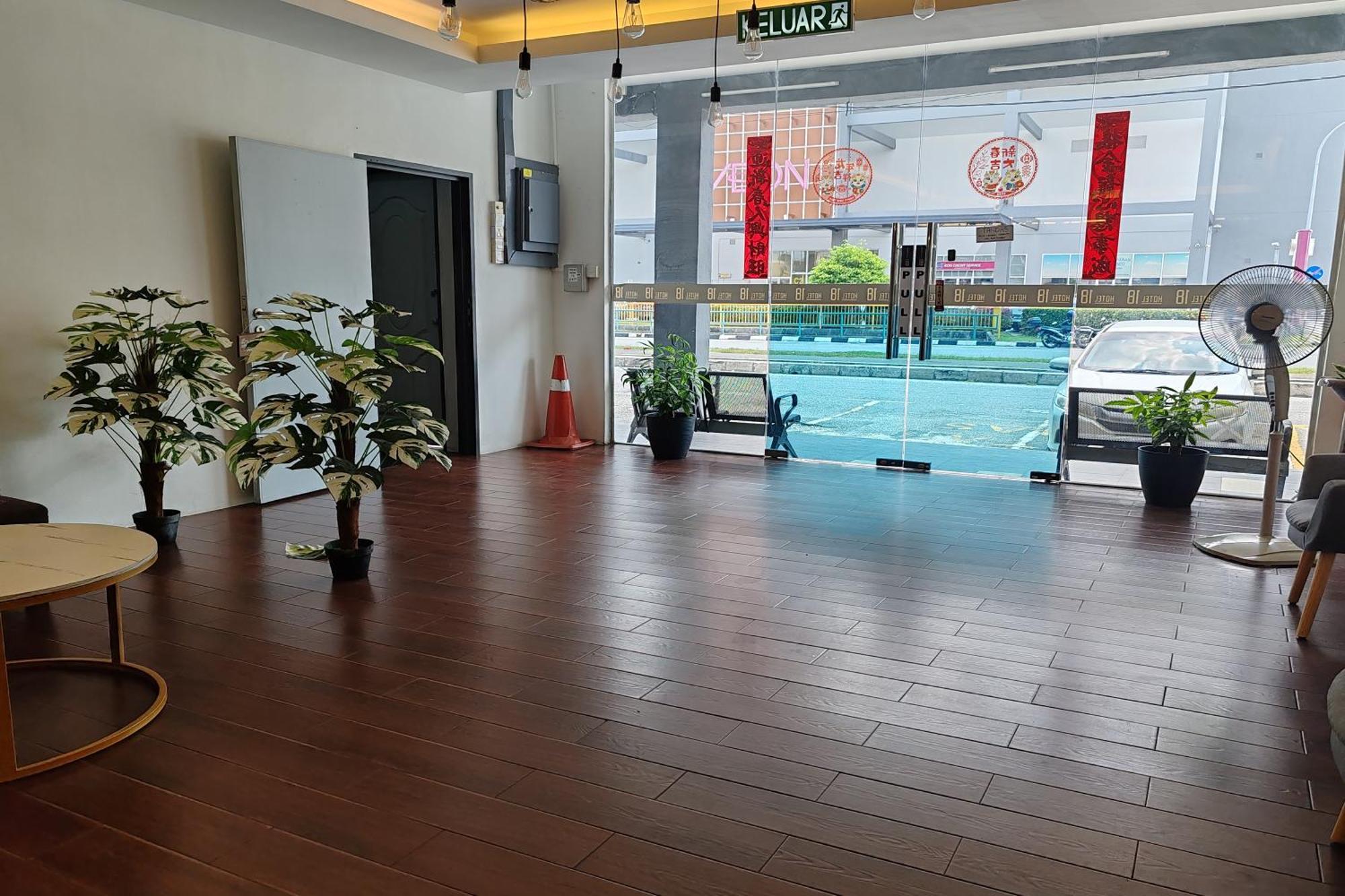 Hotel 18, Ipoh Aeon Mall Exterior photo